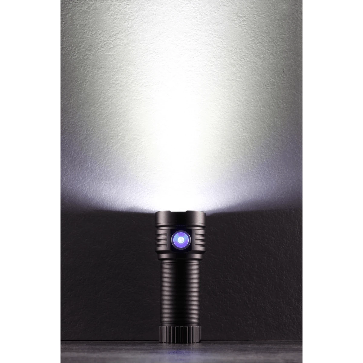 Genesis Enterprise Titan 3500 Led Flashlight 8 Genesis Enterprise Titan 3500 Led Flashlight - Image 6