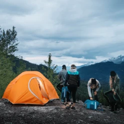 Woods Pinnacle Lightweight 4-person 4-season Tent -Outdoor Sports Shop 1604473 1200 auto